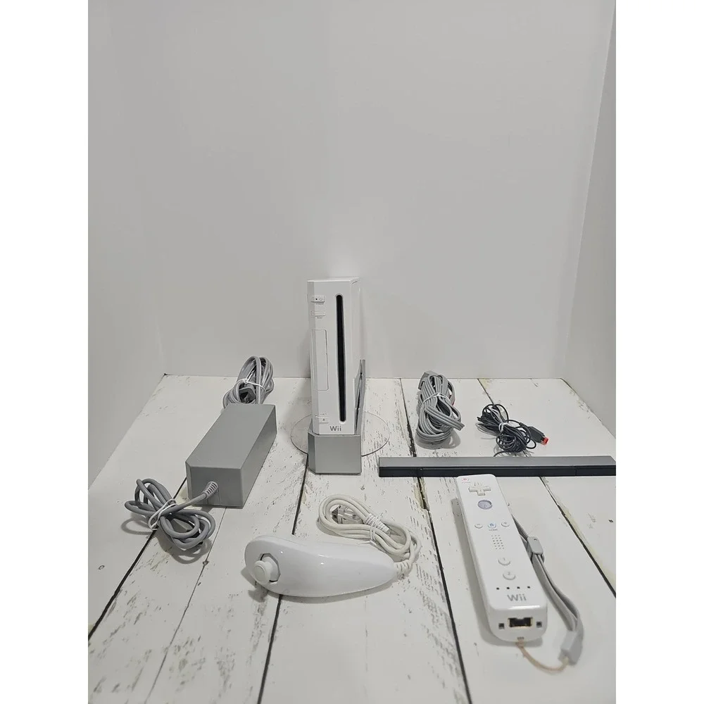 Nintendo Wii Console - White With 1 Controller